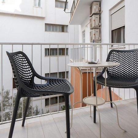 Stunning Cozy Apartment In Athens Exterior photo